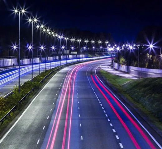 Light Control Solutions d’Éclairage et Contrôle Linéaire Personnalisé